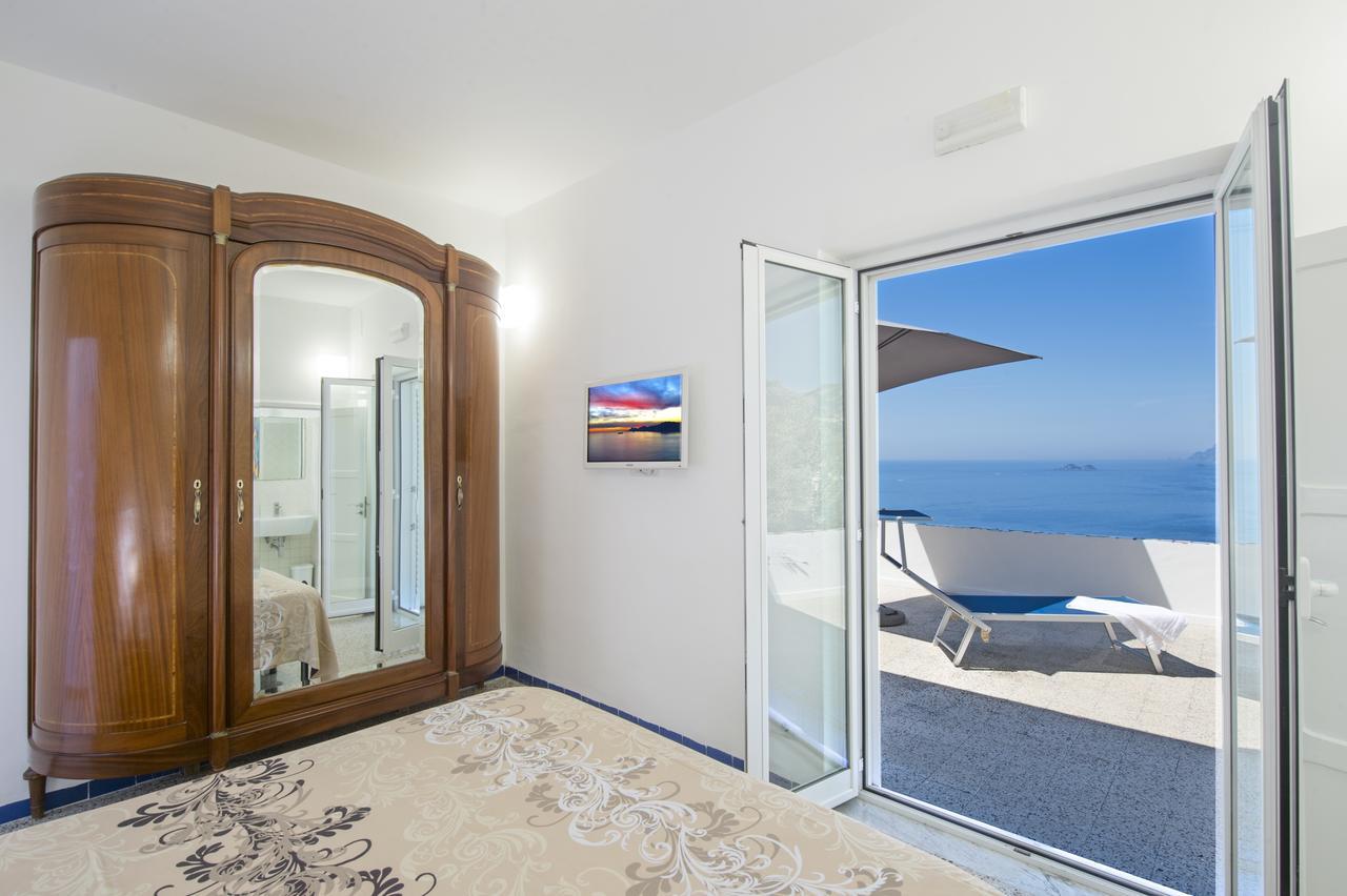 Appartement My Shazzy With Amazing Sea View Terrace à Praiano Extérieur photo